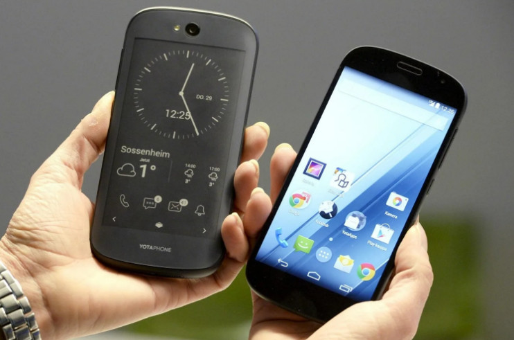 Продажа YotaPhone стартовала в России